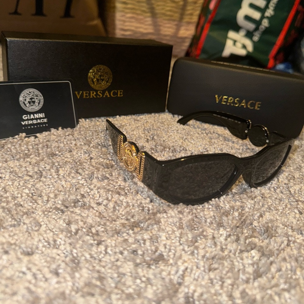 Versaceee Black Sunglasses